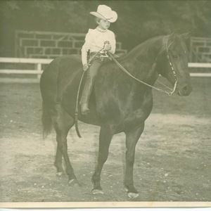 Meet your Posher, Vicci